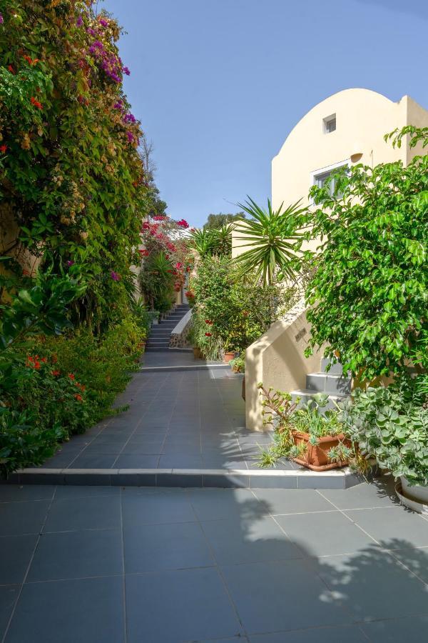 Ersi Villas Фира Екстериор снимка