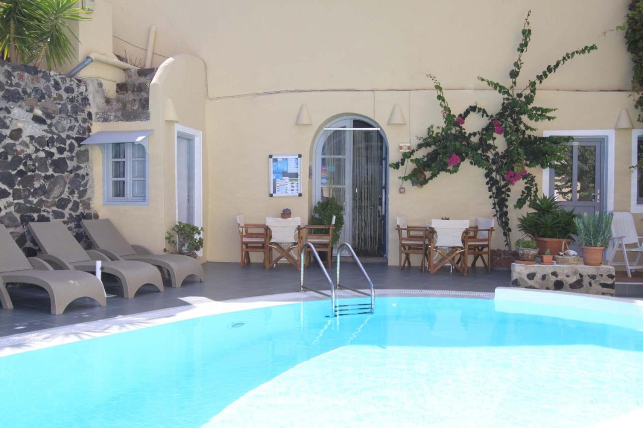 Ersi Villas Фира Екстериор снимка