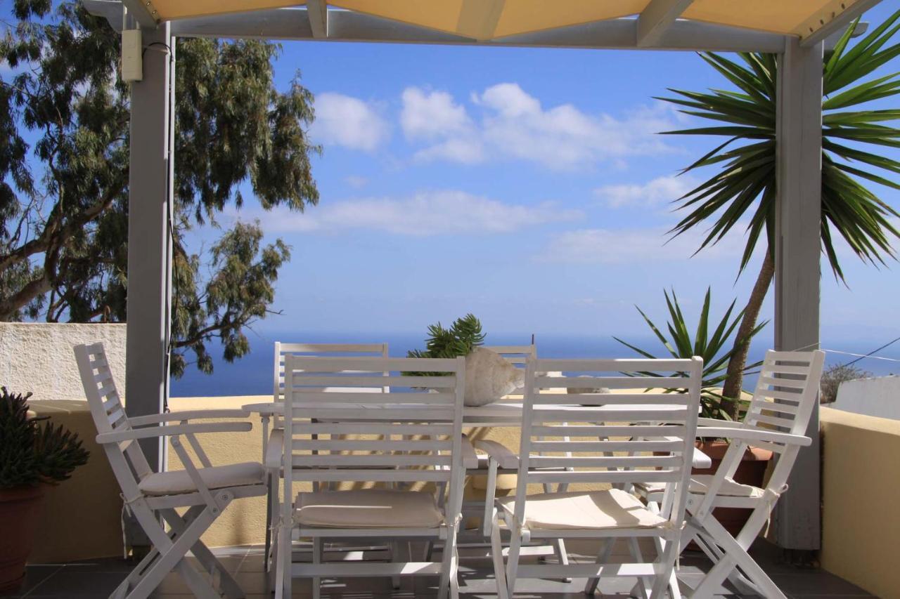 Ersi Villas Фира Екстериор снимка