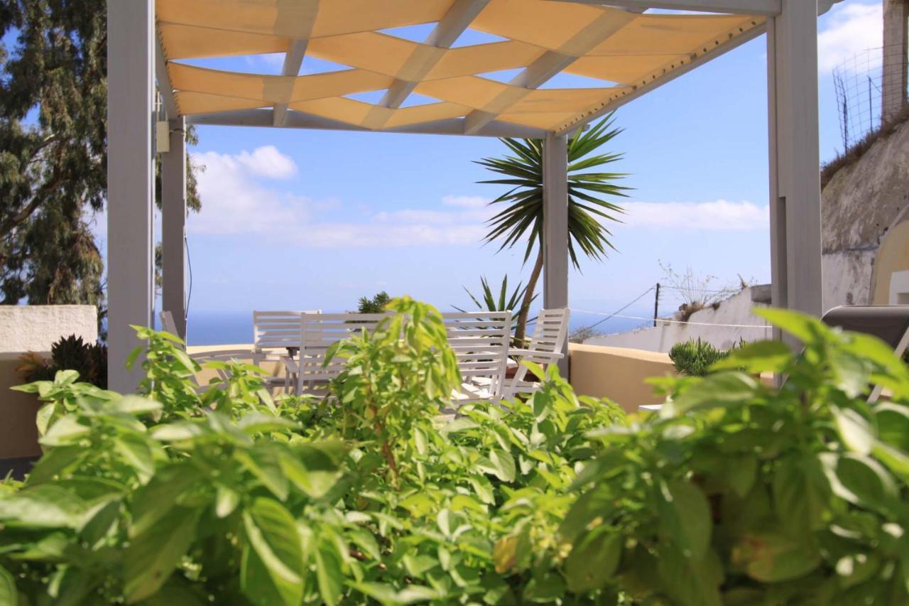 Ersi Villas Фира Екстериор снимка