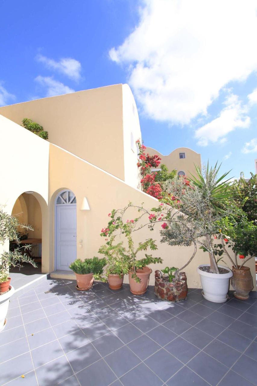 Ersi Villas Фира Екстериор снимка
