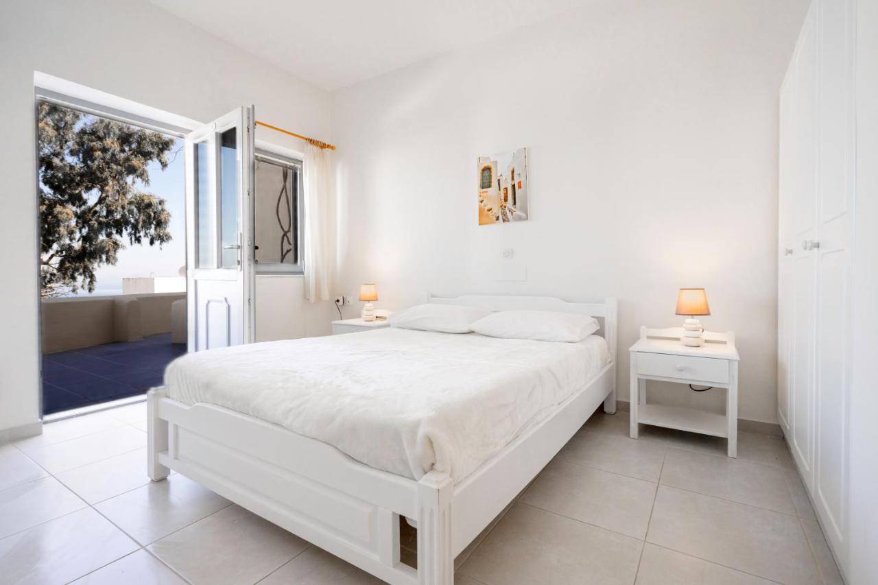 Ersi Villas Фира Екстериор снимка