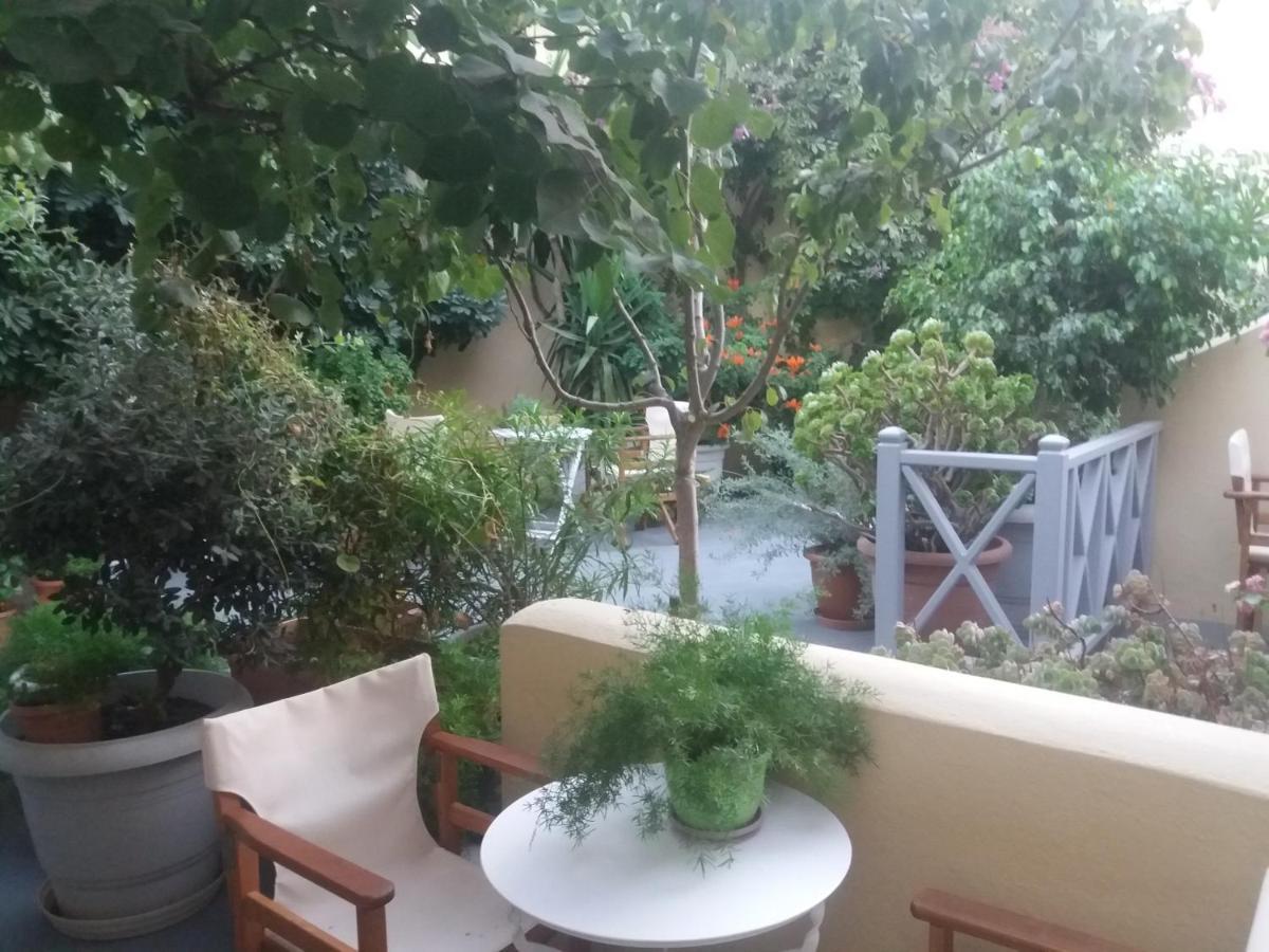 Ersi Villas Фира Екстериор снимка