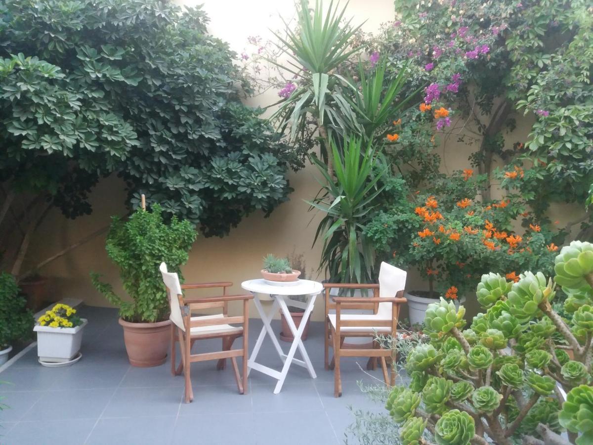 Ersi Villas Фира Екстериор снимка